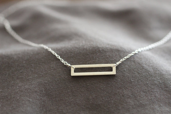 The Ray Rectangle Outline Necklace (Sterling Silver)